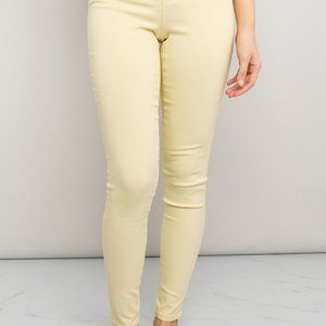 YMI Jeanswear Kate Hyper-Stretch Full Size Mid-Rise Skinny Jeans in Banana Cream